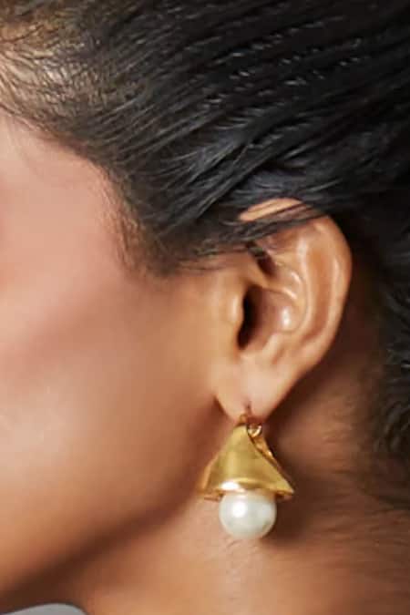 Buy_Quod_Gold Plated Pearls Qed Drop Earrings _Online_at_Aza_Fashions