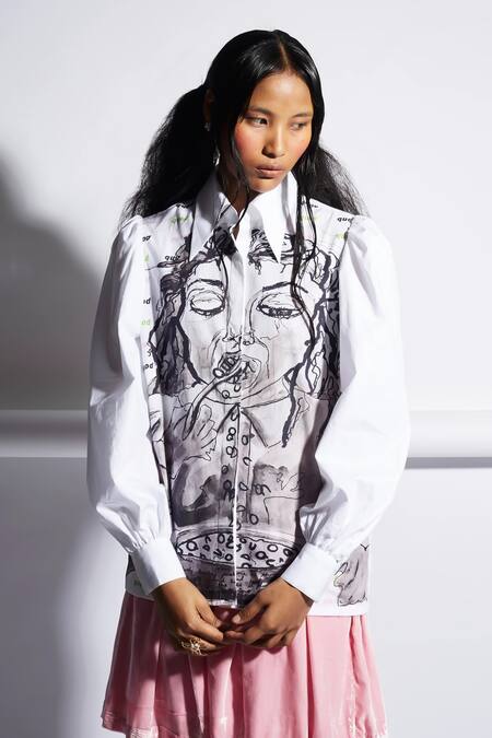 Buy Quod Gold Plated Pearls Wreath Ring Online at Aza Fashions Buy_Quod_Gold Plated Pearls Wreath Ring _Online_at_Aza_Fashions