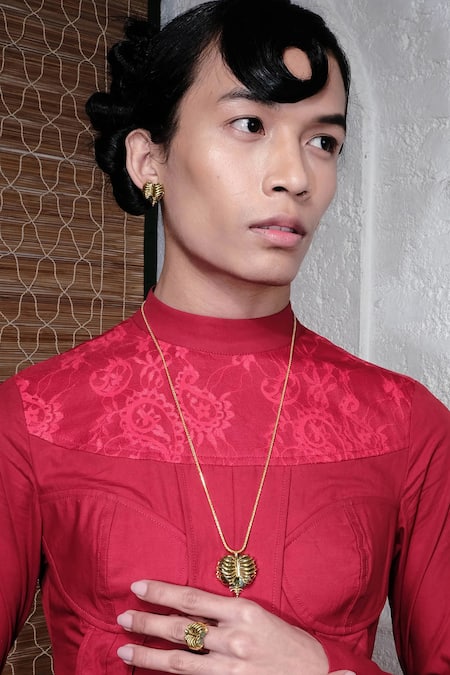 Buy_Quod_Gold Plated Lungs Pendant _Online_at_Aza_Fashions