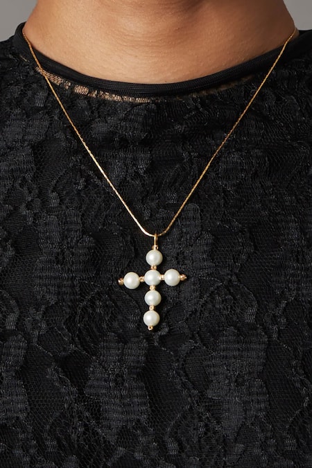 Buy_QUOD_Gold Plated Mini Cross Pendant Necklace _Online_at_Aza_Fashions