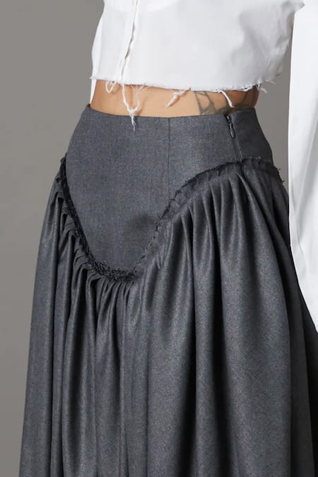 Buy Quod White Cotton, Poplin Collared Tie-up Sleeves Cropped Shirt Online at Aza Fashions Buy_Quod_White Cotton, Poplin Collared Tie-up Sleeves Cropped Shirt _Online_at_Aza_Fashions