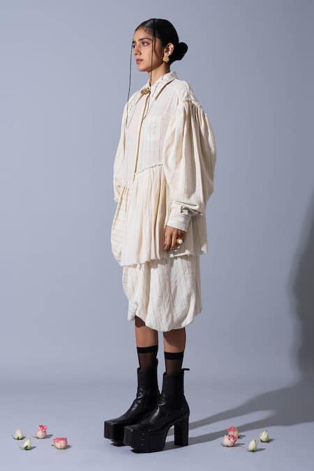 Quod_Off White Handloom Cotton, Linen Embroidery Collared Wolf Wing Sleeve Dress _at_Aza_Fashions