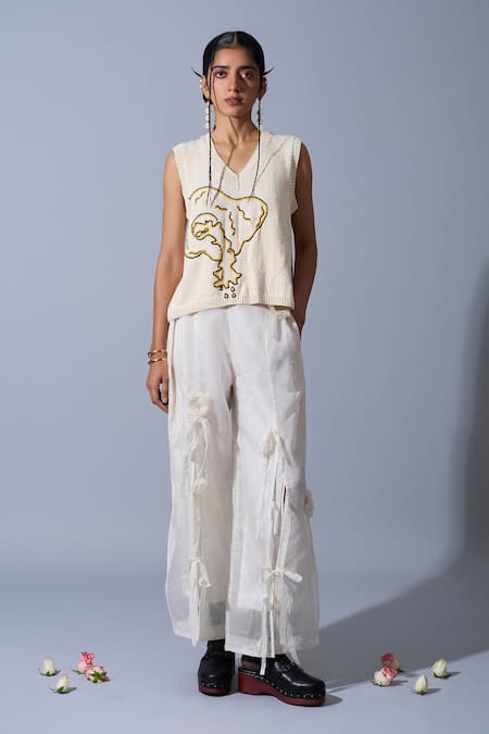 Shop_Quod_Off White Cotton V-neck Sunny Sides A Mess Vest _Online_at_Aza_Fashions