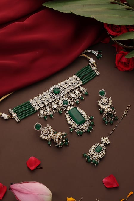 Shop_Swabhimann_Green Stones, Beads, Pearls Polki Embellished Pendant Choker Set _at_Aza_Fashions