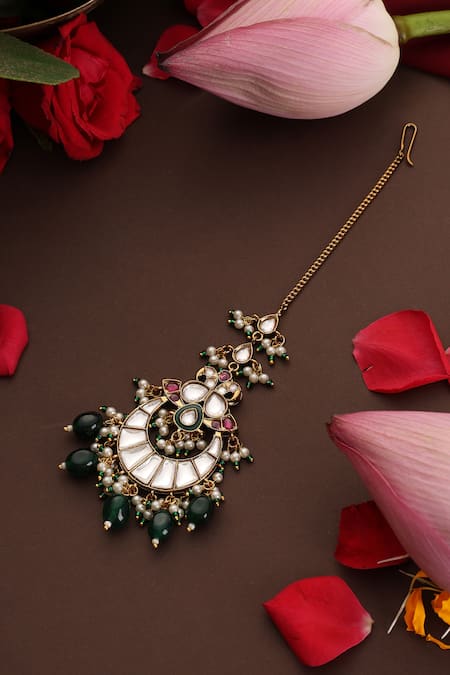 Swabhimann Green Kundan Embellished Maangtikka 