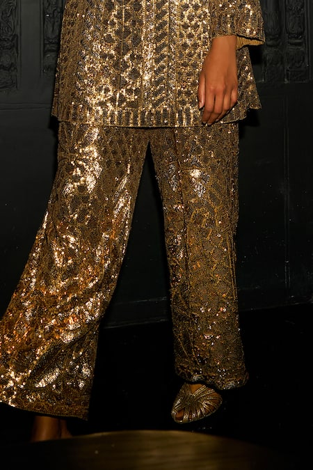 Buy Dash And Dot Gold Viscose Sequins Round Neck Geometric Embroidered Kurta And Pant Set Buy_Dash And Dot_Gold Viscose Sequins Round Neck Geometric Embroidered Kurta And Pant Set