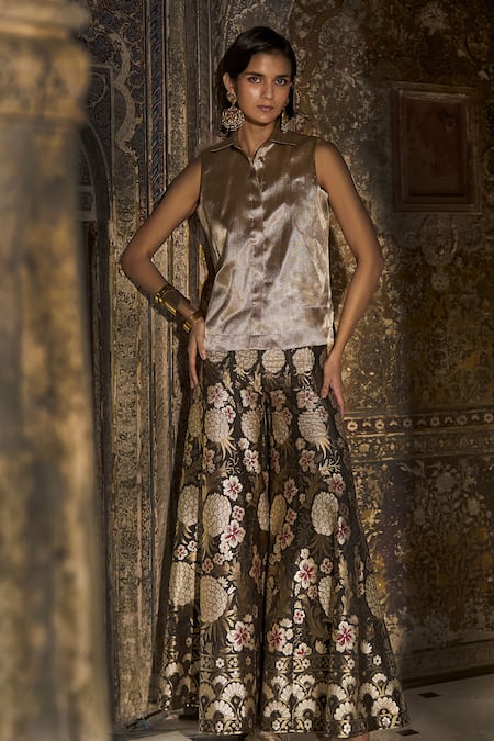 Dash And Dot Brocade Flared Pant