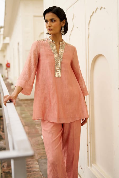 Buy_Dash And Dot_Blush Silk, Cotton, Lurex, Viscose Mirrors Mandarin Collar, Embellished Kurta _Online_at_Aza_Fashions