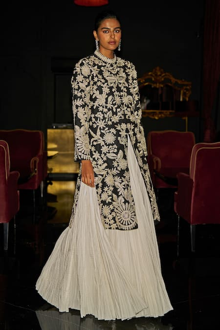 Dash And Dot Ivory Viscose Pleated Skirt Online at Aza Fashions Dash And Dot_Ivory Viscose Pleated Skirt _Online_at_Aza_Fashions