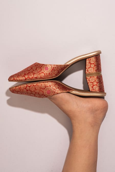 Urbansway Kesri Banarasi Brocade Floral Weave Mules 