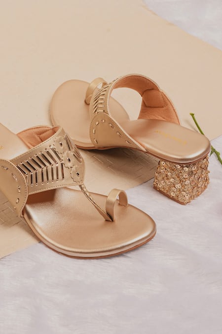 Urbansway Sonaa Kolhapuri Heels 