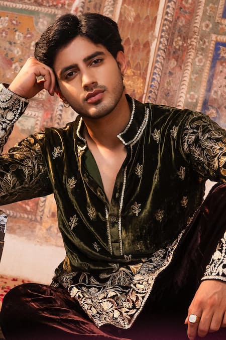 Shop_Angad Creations_Green Velvet, Silk Embroidery, Metallic Thread Shafaq Work Kurta Set _Online_at_Aza_Fashions