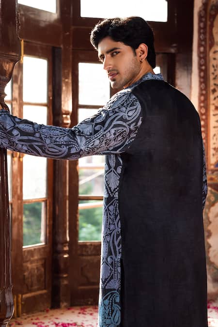 Angad Creations Aflaak Thread Work Kurta & Pant Set 