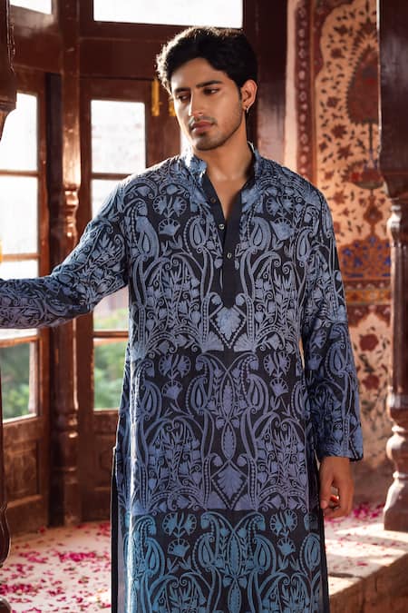 Angad Creations_Gray Viscose, Silk Embroidery Aflaak Thread Work Kurta And Pant Set _at_Aza_Fashions