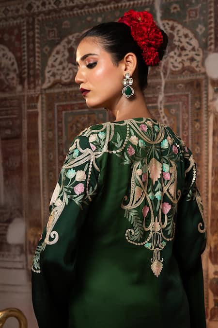 Shop_Angad Creations_Green Cotton Satin, Georgette Embroidery Round Neck Hina Thread Kurta Set _Online_at_Aza_Fashions