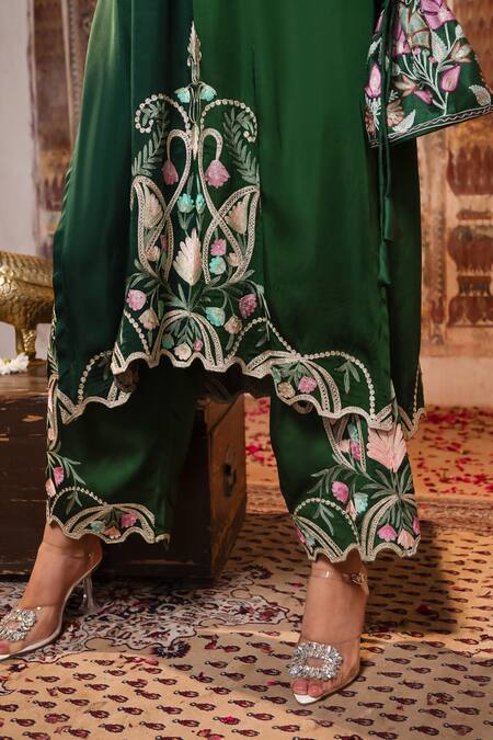 Shop_Angad Creations_Green Cotton Satin, Georgette Embroidery Round Neck Hina Thread Kurta Set 