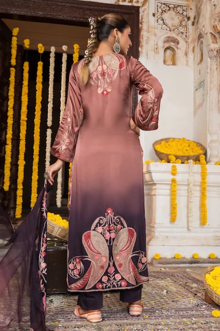 Angad Creations Nazameen Ombre Thread & Tilla Work Kurta Set 