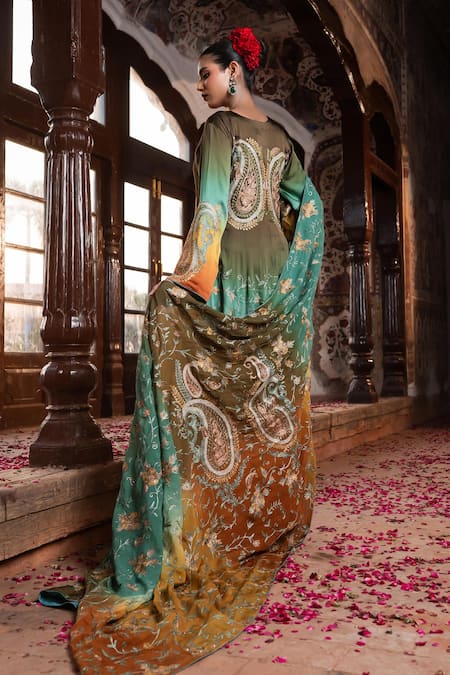 Angad Creations Tasavvur Ombre Thread & Tilla Work Anarkali Set 