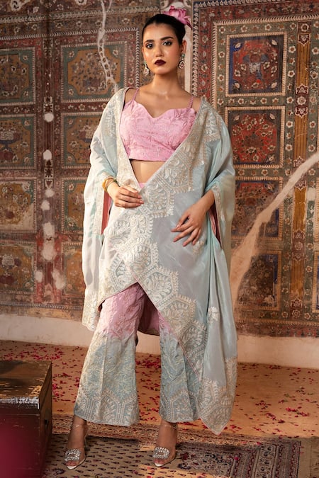 Angad Creations Noor O Nigaar Thread Embroidered Cape Set 