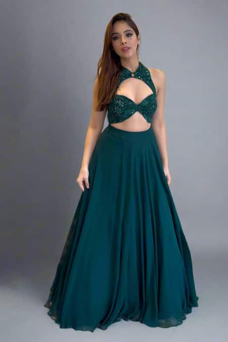 Libas Cafe by Nidhi & Ashish Nafas Embroidered Blouse With Lehenga 