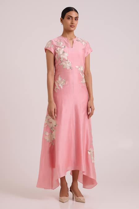 Buy_Madder Much_Pink Chanderi Silk Embroidery, Sequins Split V-neck Lizzy Blush Prism Dress _Online_at_Aza_Fashions