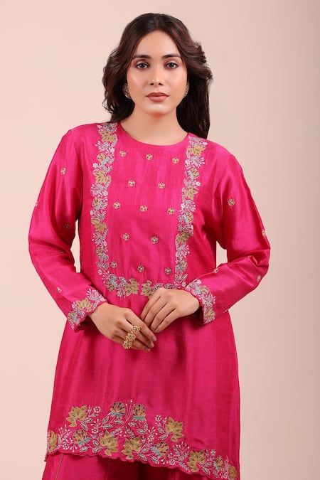 Myra Clothing Line_Pink Chanderi Embroidery Round Neck Floral Kurta And Sharara Set _Online_at_Aza_Fashions