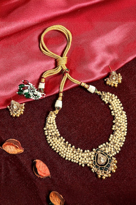 Prestones Pearl Temple Necklace Set 