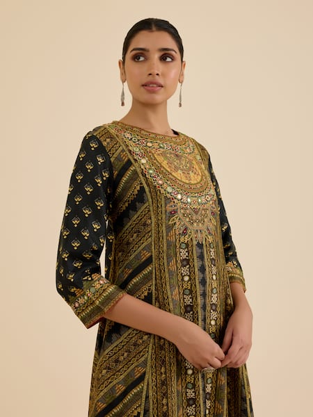 Shop Ritu Kumar Black Silk, Rayon, Crepe, Viscose, Chinon Embroidery, Geometric And Kurta Set Online at Aza Fashions Shop_Ritu Kumar_Black Silk, Rayon, Crepe, Viscose, Chinon Embroidery, Geometric And Kurta Set _Online_at_Aza_Fashions