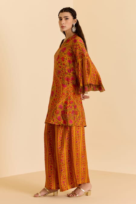Buy_Ritu Kumar_Yellow Silk V-neck Floral Print Kurta And Palazzo Set _Online_at_Aza_Fashions