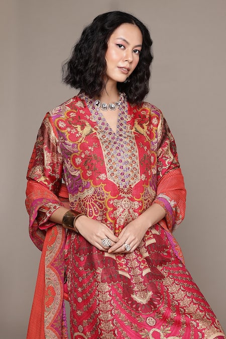 Buy_Ritu Kumar_Fuchsia Silk Embroidery, Sequins V-neck Floral Kurta Palazzo Set _Online_at_Aza_Fashions