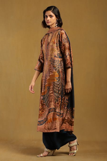 Buy_Ritu Kumar_Beige Silk Embroidery V-neck, Mandarin Collar Printed And Kurta Set _Online_at_Aza_Fashions