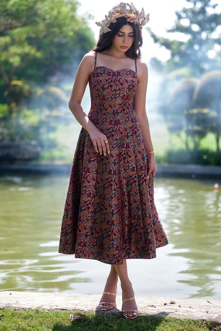 Safaa Multi Color Silk Sweetheart Neck La Fleur Sauvage Floral Pattern Dress at Aza Fashions Safaa_Multi Color Silk Sweetheart Neck La Fleur Sauvage Floral Pattern Dress _at_Aza_Fashions