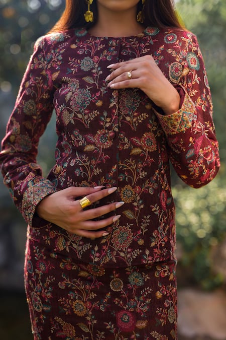 Buy_Safaa_Wine Wool Embroidery Round Neck La Prune Rouge Woven Jacket And Skirt Set 