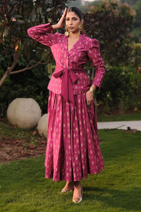 Shop Safaa Magenta Silk Embroidery, Zari La Belle De Jour Woven Blazer And Skirt Set Online at Aza Fashions Shop_Safaa_Magenta Silk Embroidery, Zari La Belle De Jour Woven Blazer And Skirt Set _Online_at_Aza_Fashions