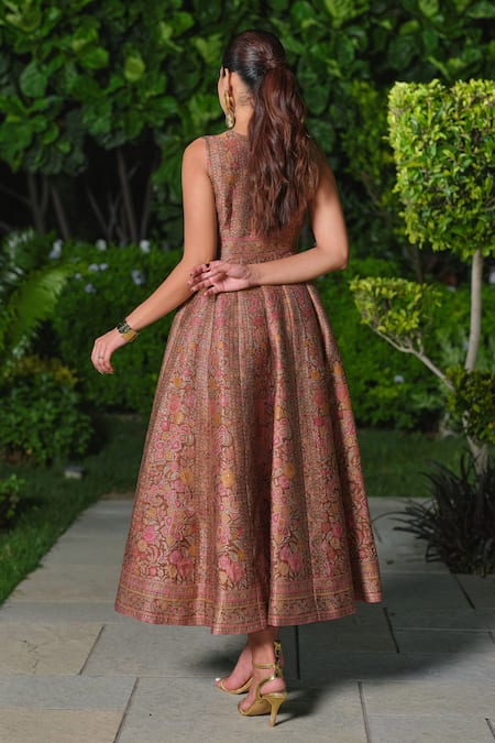 Shop Safaa Brown Silk Embroidery V-neck La Etoile Filante Floral Woven Dress at Aza Fashions Shop_Safaa_Brown Silk Embroidery V-neck La Etoile Filante Floral Woven Dress _at_Aza_Fashions