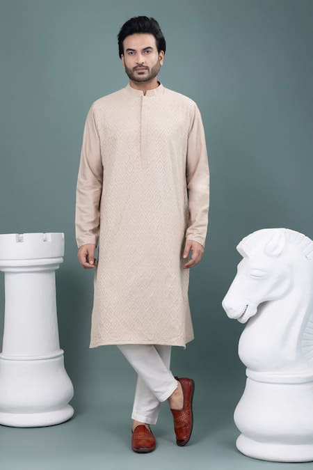 Priyanka Haralalka Geometrical Applique Embroidered Kurta & Pyjama Set 