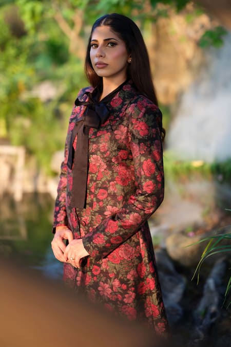 Safaa_Black Silk Embroidery Collared La Vie En Rose Woven Blazer Skirt Set _Online_at_Aza_Fashions