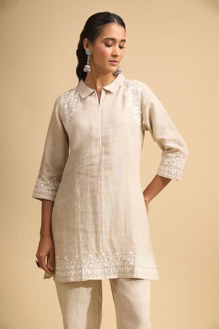 Naintara Bajaj_Beige Linen Embroidery Collared, Open Neck Kurta And Pant Set _at_Aza_Fashions