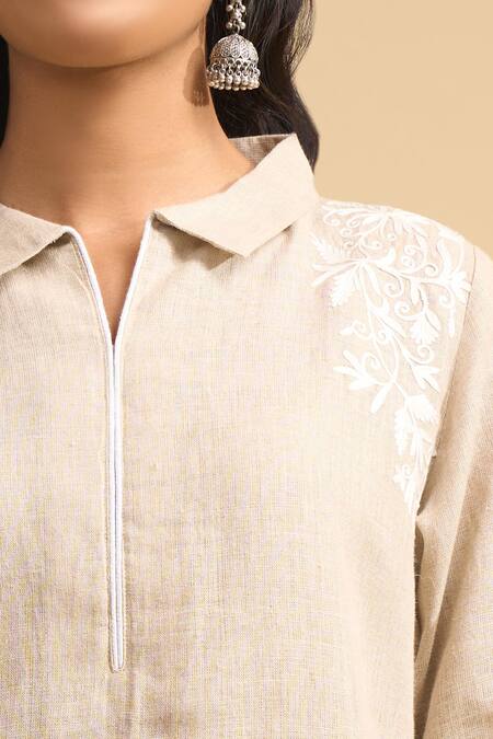 Buy_Naintara Bajaj_Beige Linen Embroidery Collared, Open Neck Kurta And Pant Set 