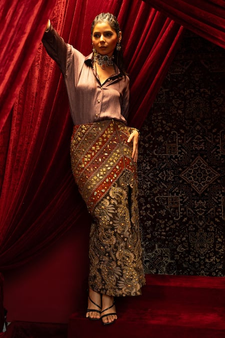 Buy_Sonia Baderia_Black Chanderi Embroidery, Sequins, Stones, Metallic Thread Hand Tissue Skirt _Online_at_Aza_Fashions