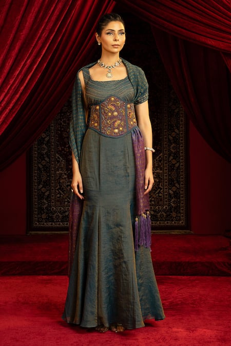 Sonia Baderia Chanderi Hand Embroidered Skirt Set 