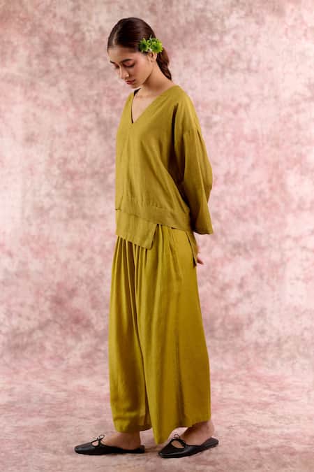 Buy_Doodlage_Green Bemberg, Linen V-neck Layered Top _Online_at_Aza_Fashions
