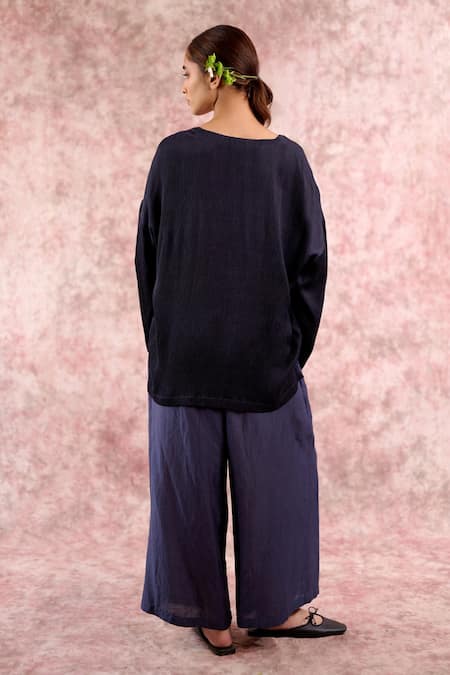 Doodlage V-Neck Layered Top 