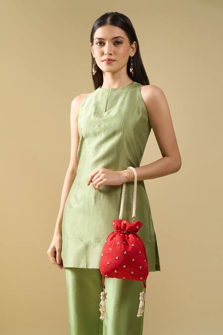 Nazaakat By Samara Singh Red Embroidery, Zari, Beads, Tassels Myra Hand Potli Bag Online at Aza Fashions Nazaakat By Samara Singh_Red Embroidery, Zari, Beads, Tassels Myra Hand Potli Bag _Online_at_Aza_Fashions