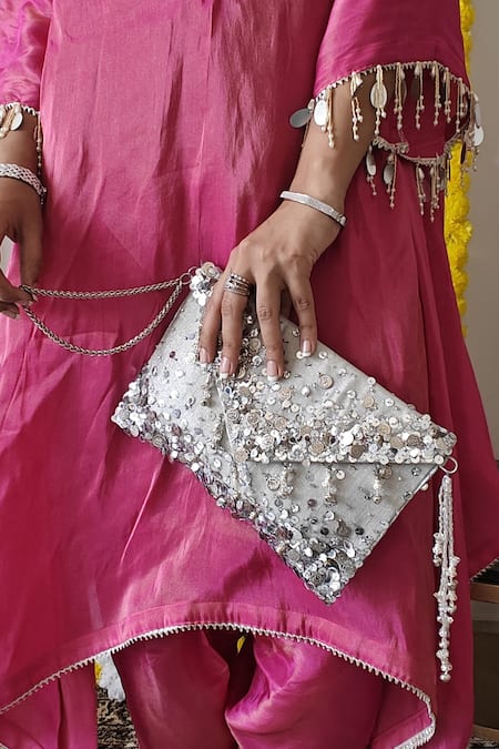 Plode Lifafa Embellished Envelope Clutch 