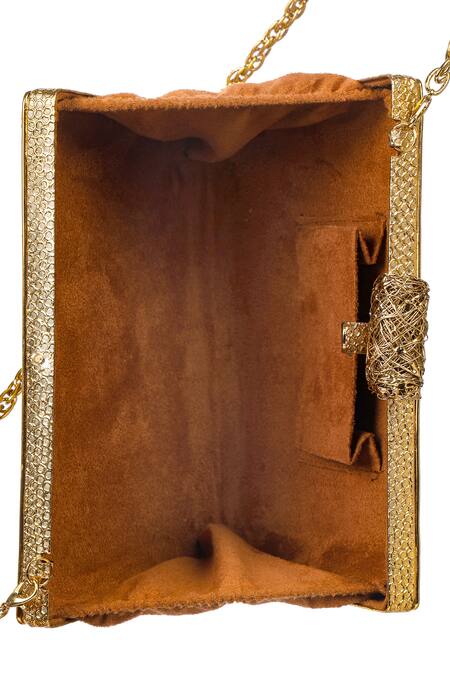 Buy_Nazaakat By Samara Singh_Gold Geometric Pattern Box Clutch With Sling Chain 