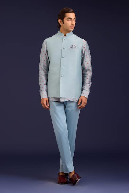 Devnaagri Front Buttoned Bundi & Pant Set 