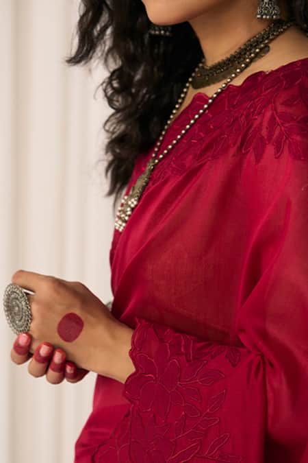 Buy_Five Point Five_Maroon Chanderi Embroidery, Cut Work Chameli Weaving Saree With Running Blouse _Online_at_Aza_Fashions