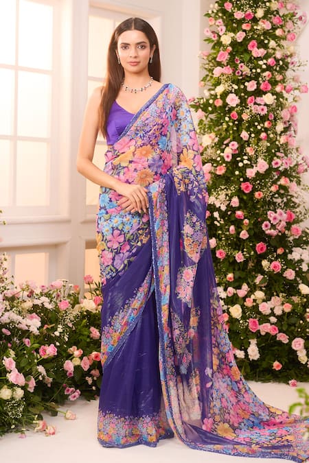 Buy_Label Priyanka Kar_Purple Satin Embroidery, Sequins V-neck, Round Floral Hand Pre-draped Saree Set _Online_at_Aza_Fashions