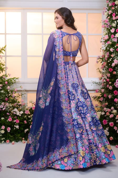 Label Priyanka Kar Floral Patterned Hand Work Lehenga Set 
